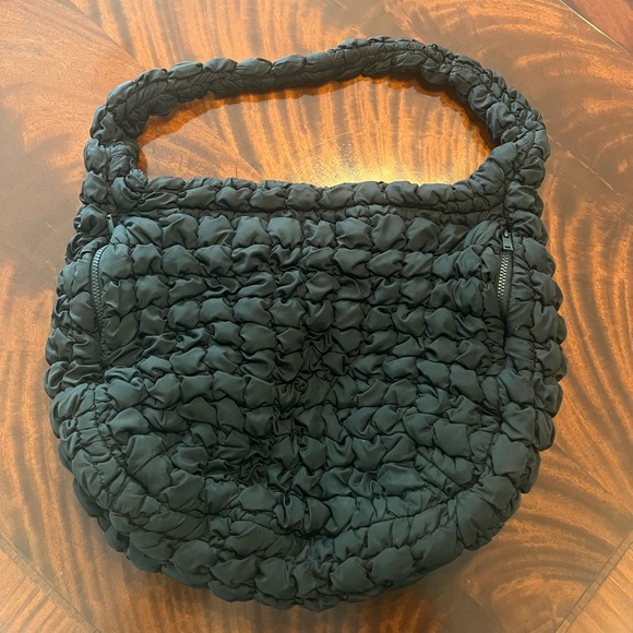 COS OVERSIZED QUILTED CROSSBODY BAG - Picture 4 of 7